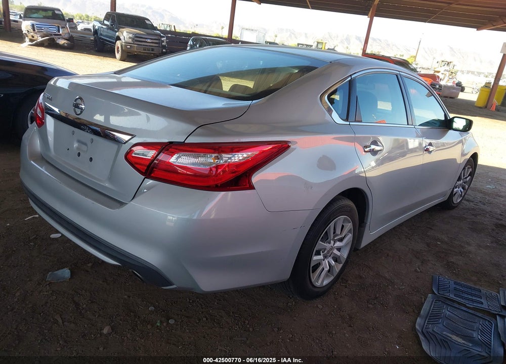 2017 NISSAN ALTIMA VIN: 1N4AL3APXHN365816