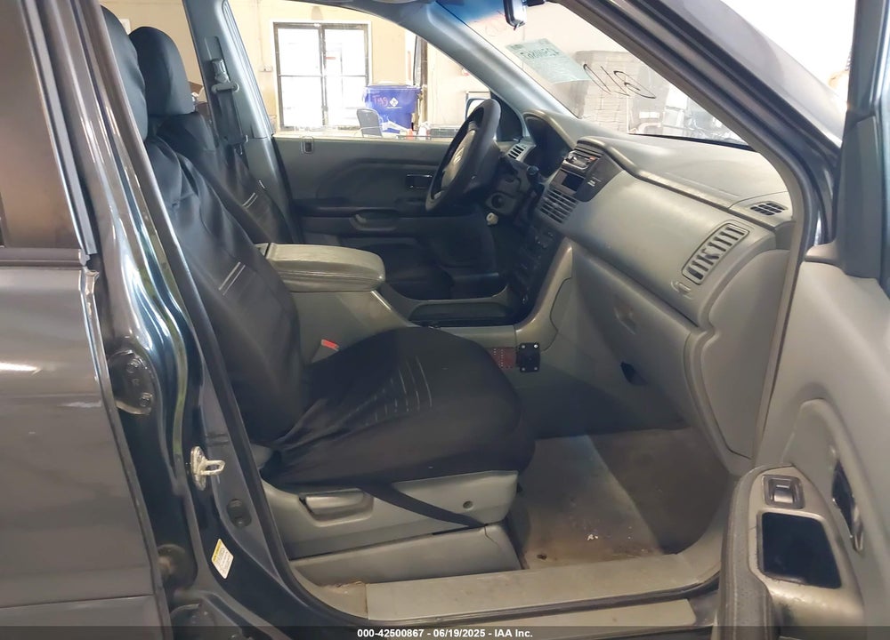 2005 HONDA PILOT EX-L VIN: 5FNYF18615B014949