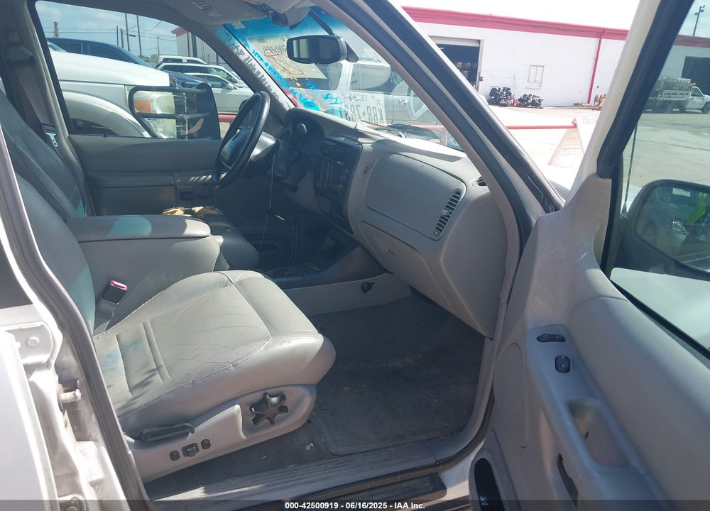 2001 MERCURY MOUNTAINEER VIN: 4M2ZU66P31UJ04943