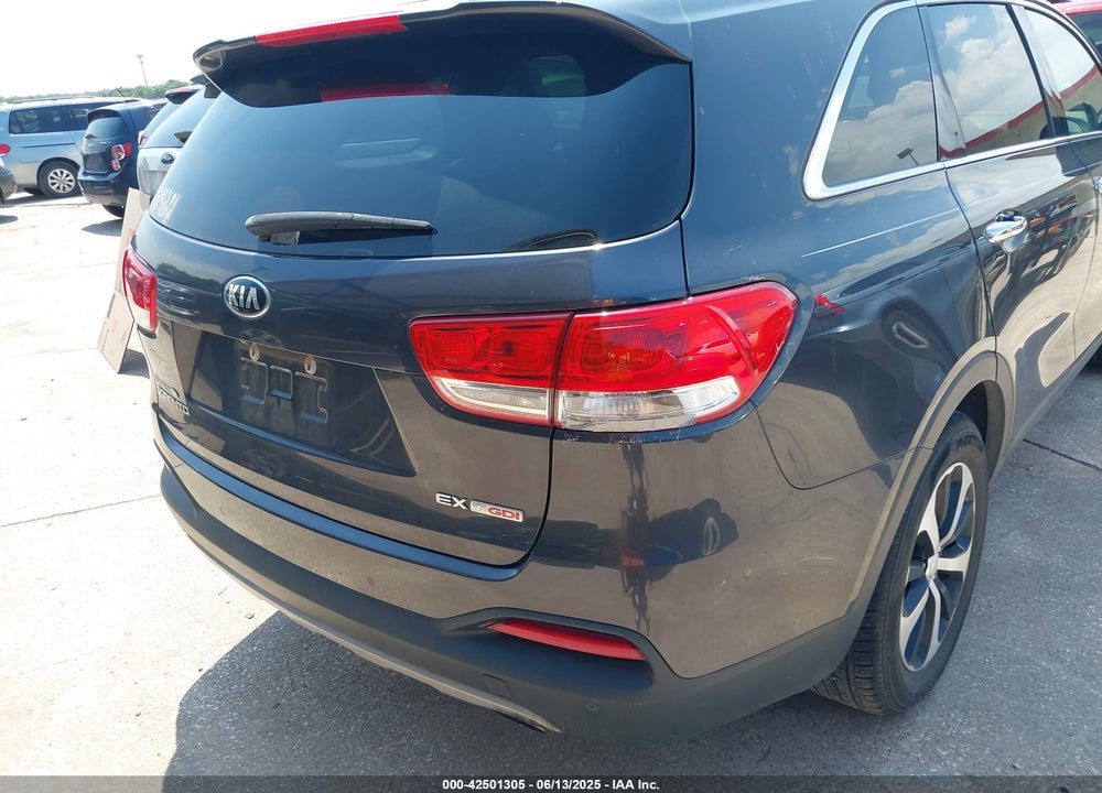 2017 KIA SORENTO 2.0T EX VIN: 5XYPH4A14HG190770