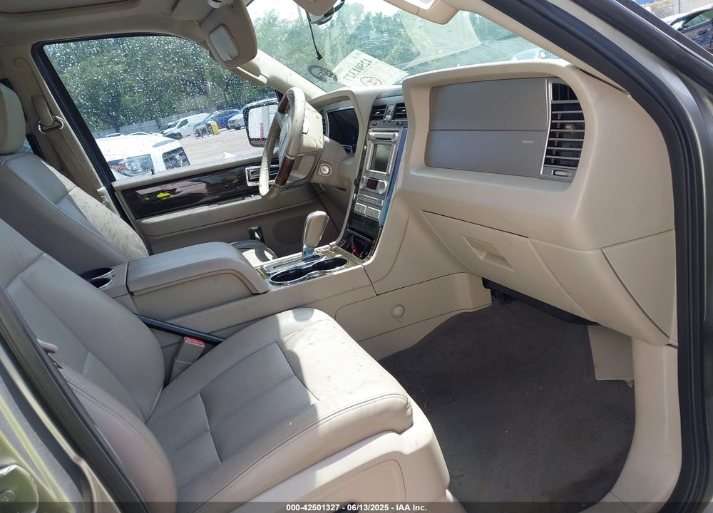 2008 LINCOLN NAVIGATOR VIN: 5LMFU27598LJ18739