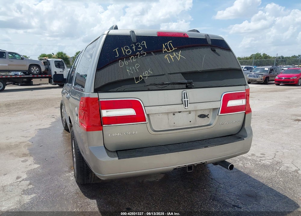 2008 LINCOLN NAVIGATOR VIN: 5LMFU27598LJ18739