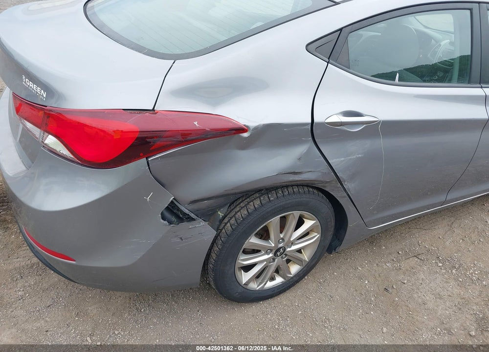 2015 HYUNDAI ELANTRA SE VIN: KMHDH4AE8FU341266