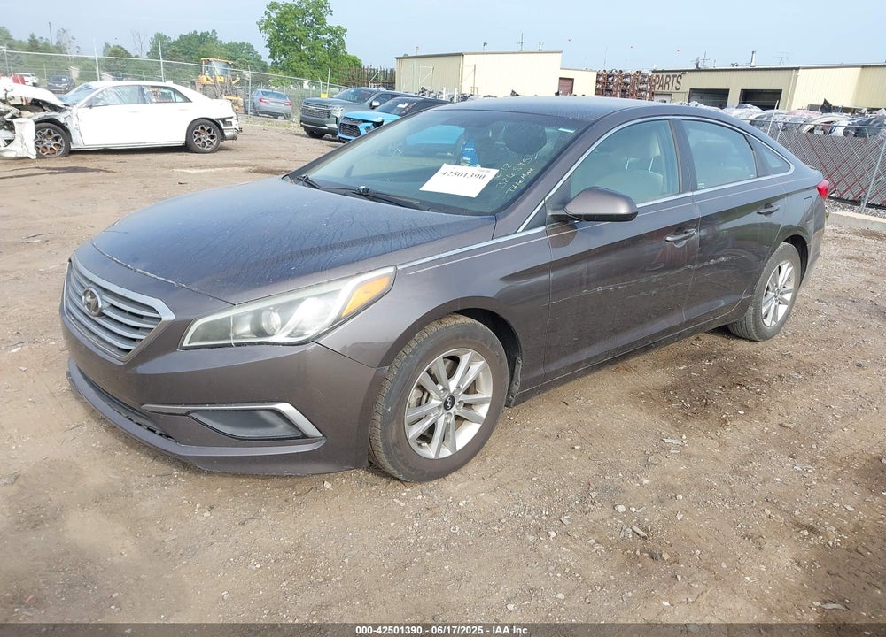 2016 HYUNDAI SONATA VIN: 5NPE24AFXGH326895
