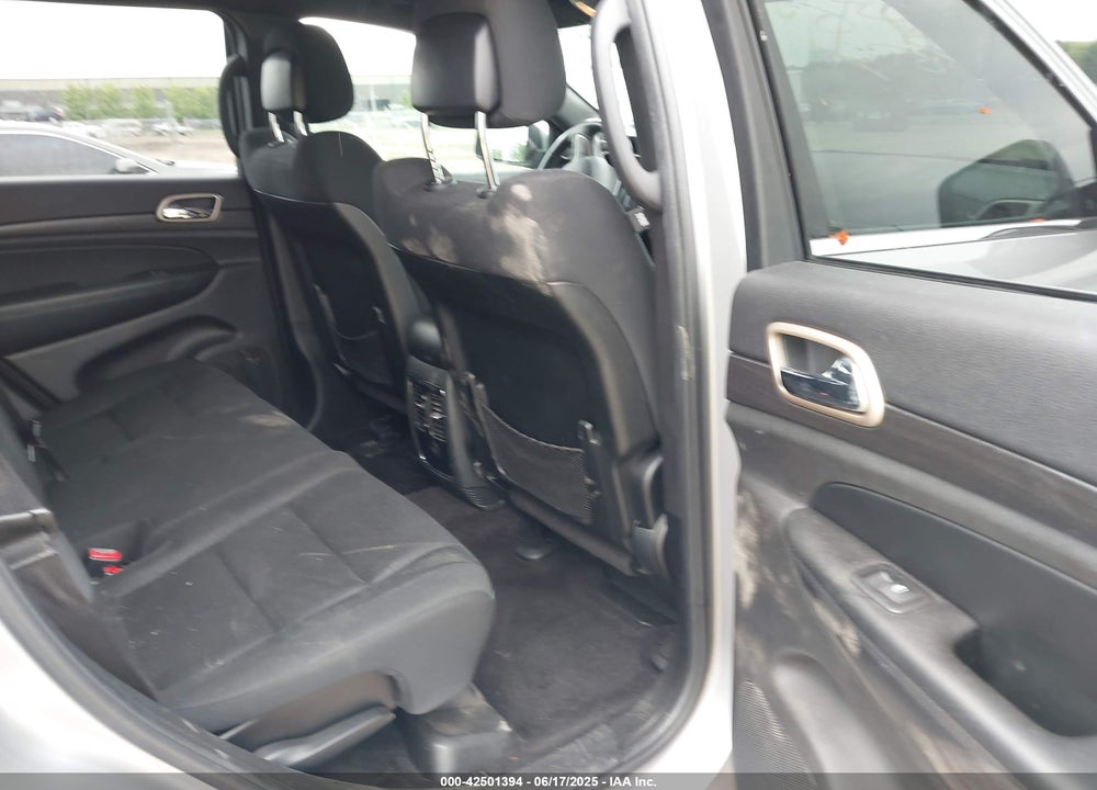 2017 JEEP GRAND CHEROKEE LAREDO 4X4 VIN: 1C4RJFAG3HC963309