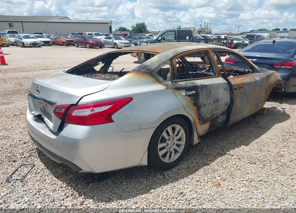 2017 NISSAN ALTIMA VIN: 1N4AL3APXHC269387