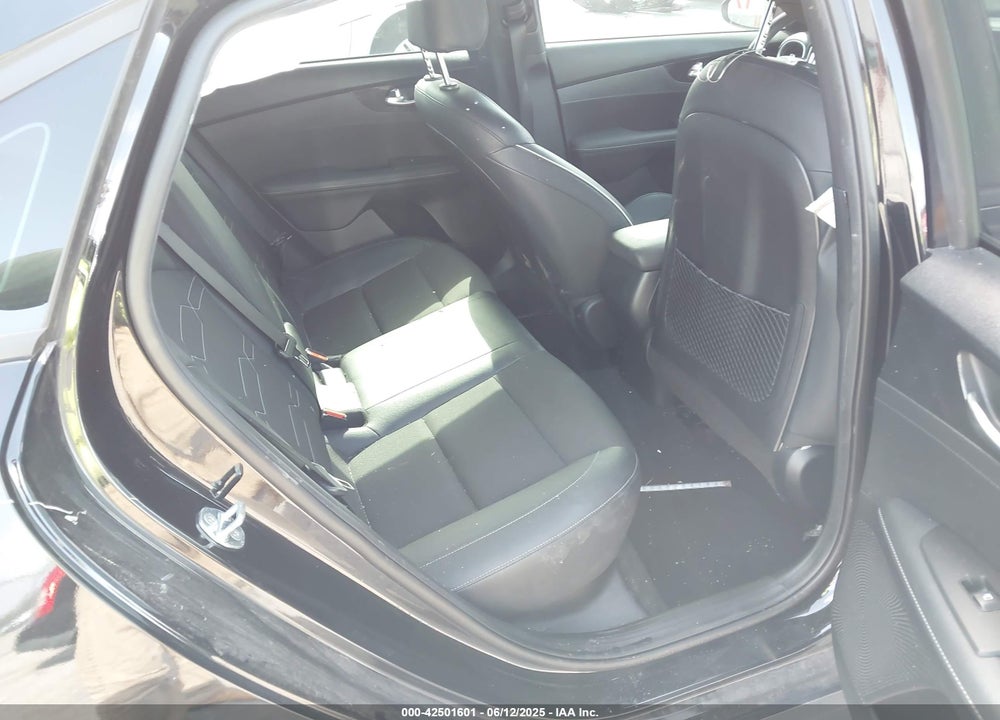 2023 KIA FORTE VIN: 3KPF54AD7PE528592