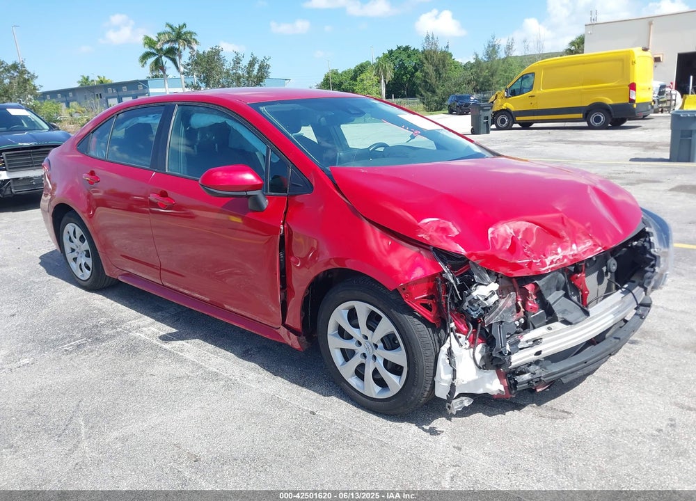 2021 TOYOTA COROLLA LE VIN: 5YFEPMAE8MP255669