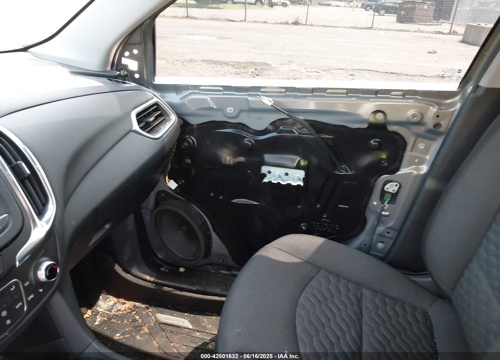 2019 CHEVROLET EQUINOX LT VIN: 3GNAXUEV2KS519968