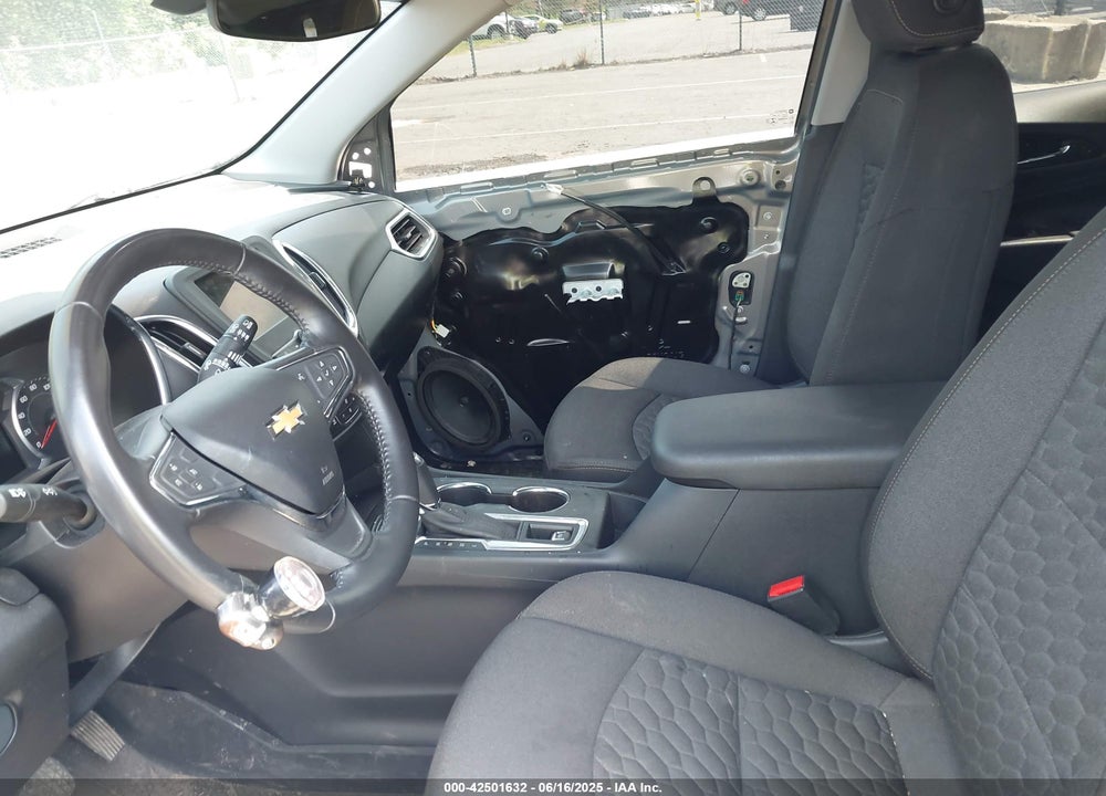 2019 CHEVROLET EQUINOX LT VIN: 3GNAXUEV2KS519968