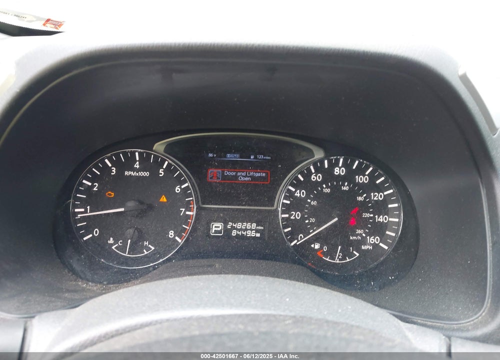 2015 NISSAN PATHFINDER VIN: 5N1AR2MM4FC696576