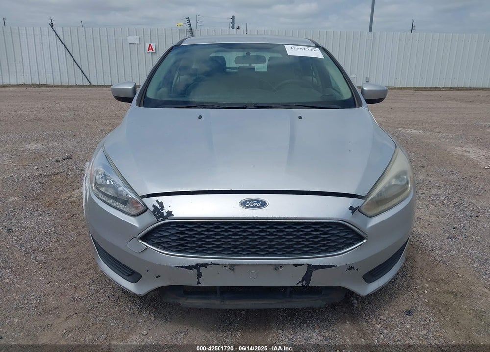 2018 FORD FOCUS SE VIN: 1FADP3K21JL279932