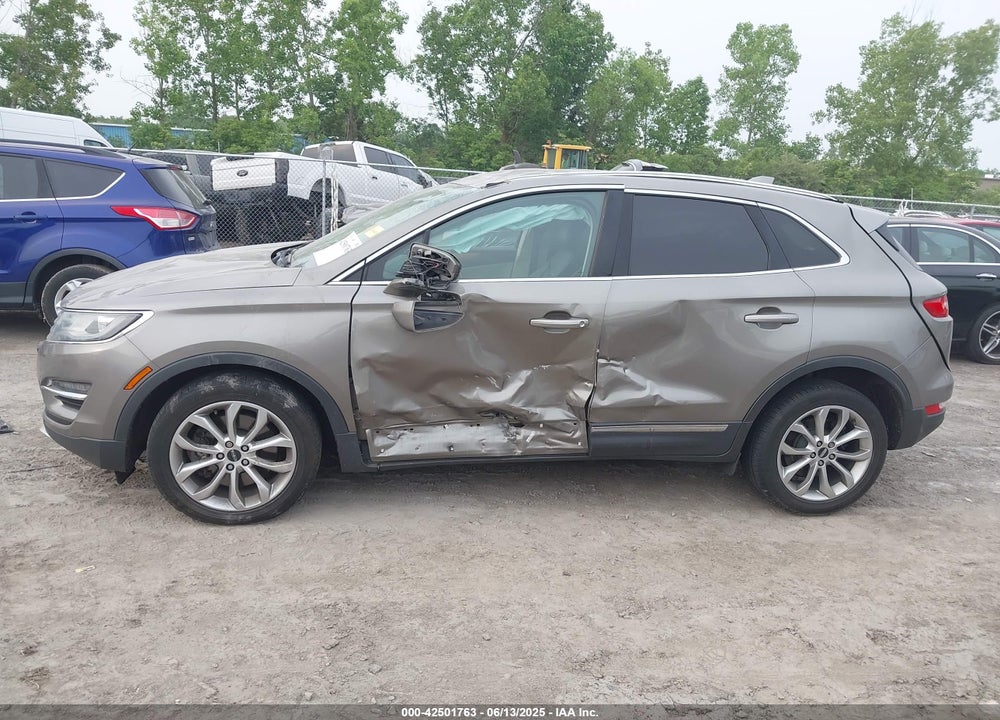 2016 LINCOLN MKC SELECT VIN: 5LMCJ2C97GUJ30711