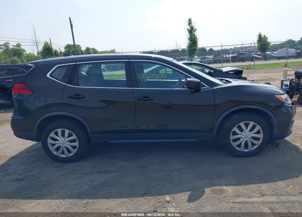 2017 NISSAN ROGUE VIN: JN8AT2MV2HW274696