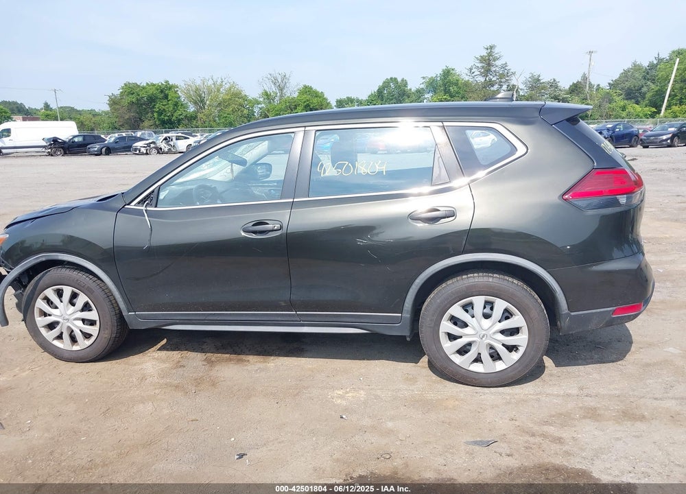 2017 NISSAN ROGUE VIN: JN8AT2MV2HW274696