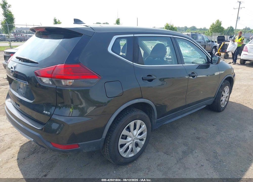 2017 NISSAN ROGUE VIN: JN8AT2MV2HW274696