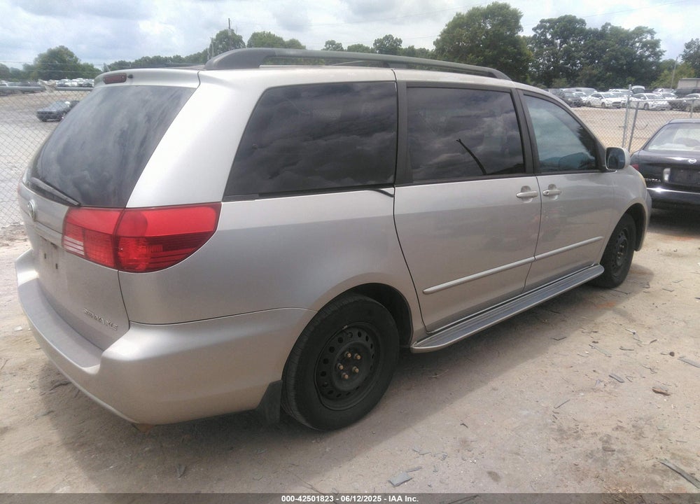 2004 TOYOTA SIENNA XLE VIN: 5TDZA22C94S093921