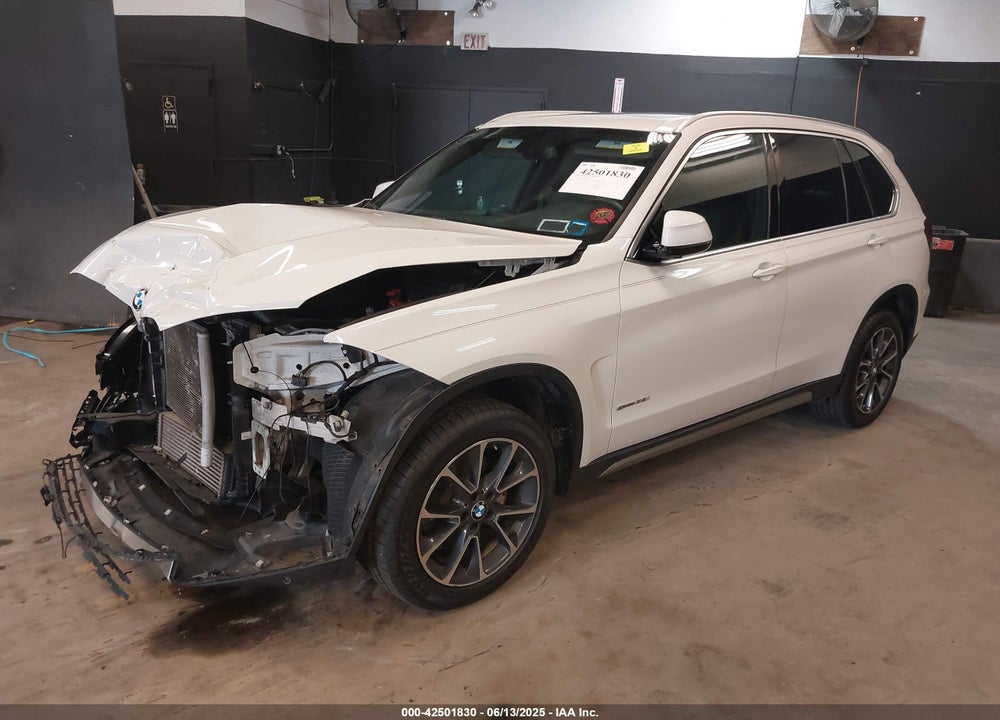 2017 BMW X5 VIN: 5UXKR2C3XH0X03647