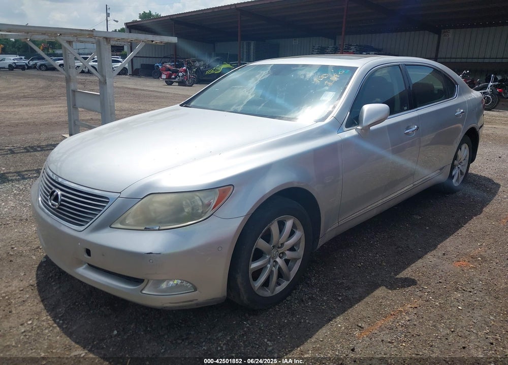 2008 LEXUS LS 460 LWB VIN: JTHGL46FX85028460