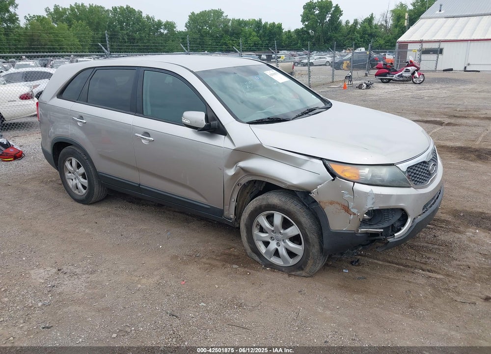 2013 KIA SORENTO VIN: 5XYKT3A16DG419494