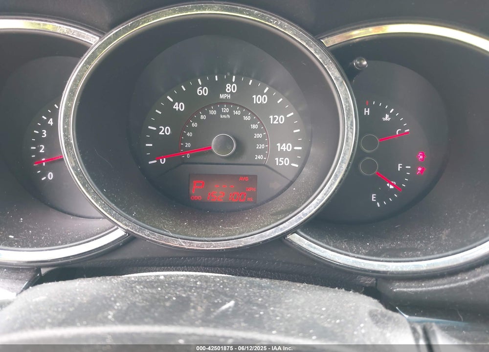 2013 KIA SORENTO VIN: 5XYKT3A16DG419494