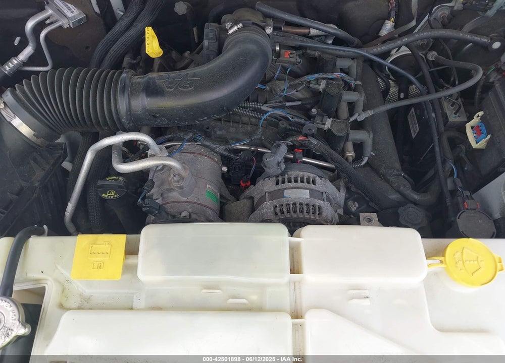 2012 JEEP LIBERTY VIN: 1C4PJMAK0CW181346
