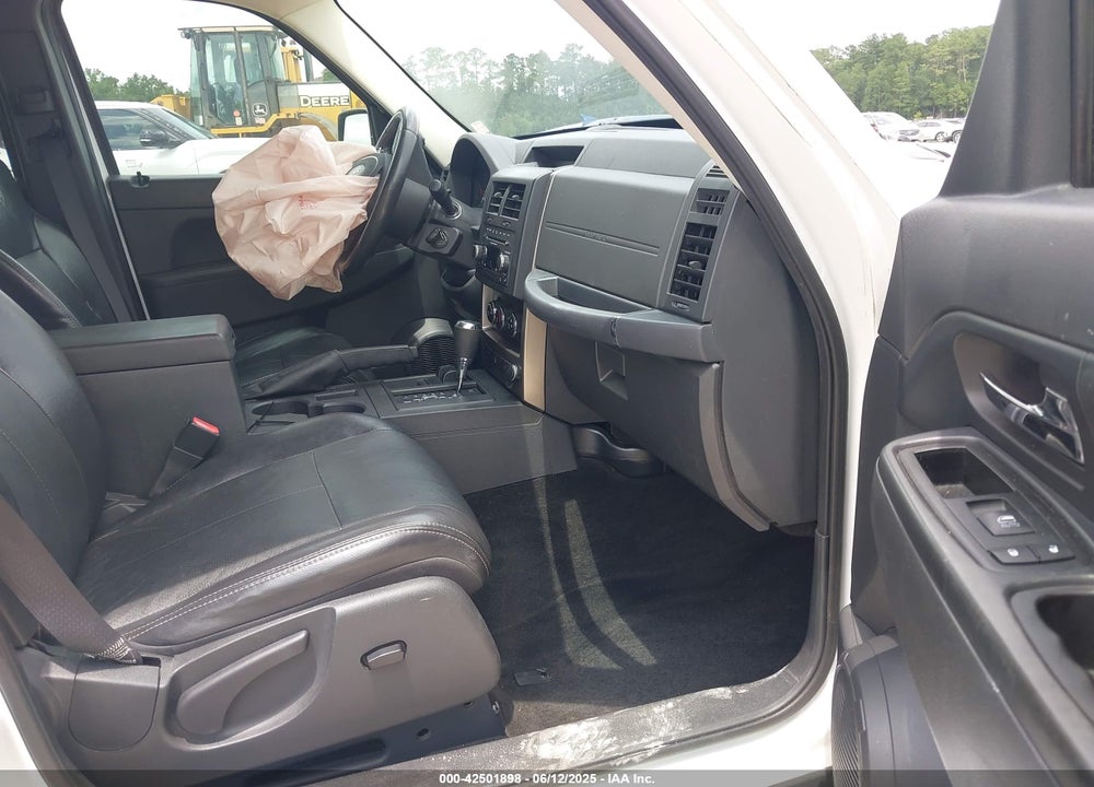 2012 JEEP LIBERTY VIN: 1C4PJMAK0CW181346