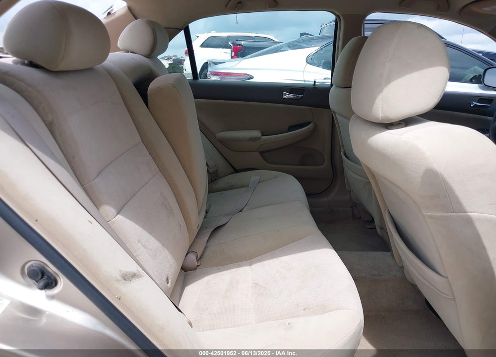 2003 HONDA ACCORD 2.4 LX VIN: 1HGCM56463A089940