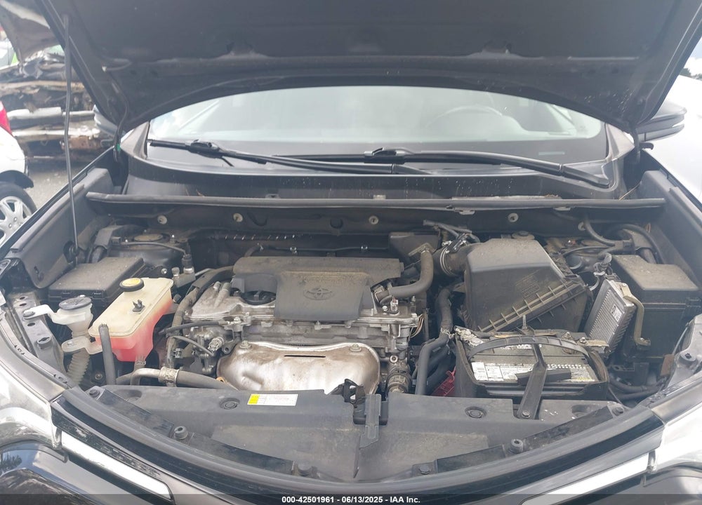 2018 TOYOTA RAV4 VIN: 2T3YFREV8JW431659