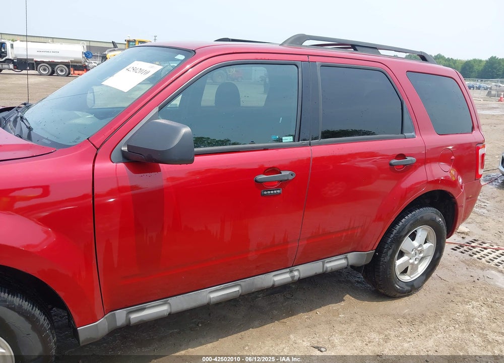 2009 FORD ESCAPE XLT VIN: 1FMCU03G89KC48049