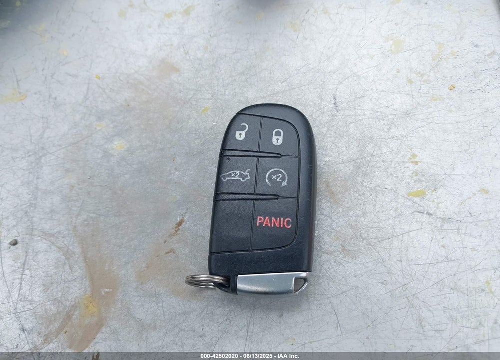 2014 CHRYSLER 300 VIN: 2C3CCABGXEH250776