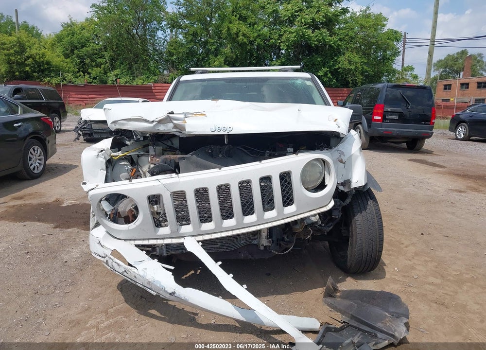 2016 JEEP PATRIOT HIGH ALTITUDE EDITION VIN: 1C4NJRFB5GD674048