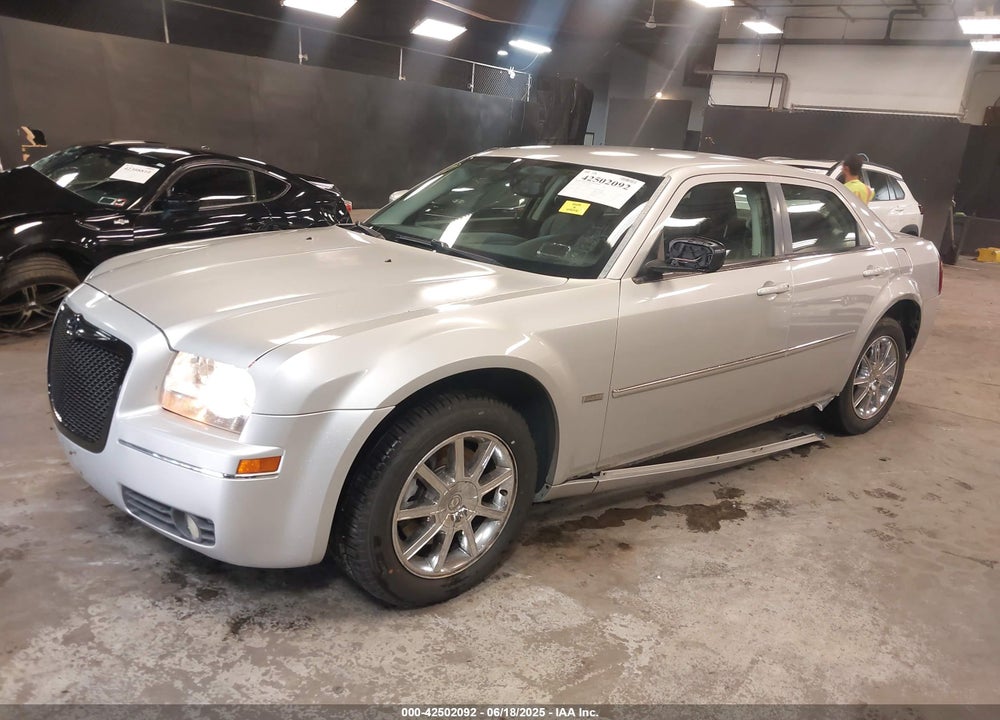 2009 CHRYSLER 300 TOURING/SIGNATURE SERIES VIN: 2C3KK53VX9H588378