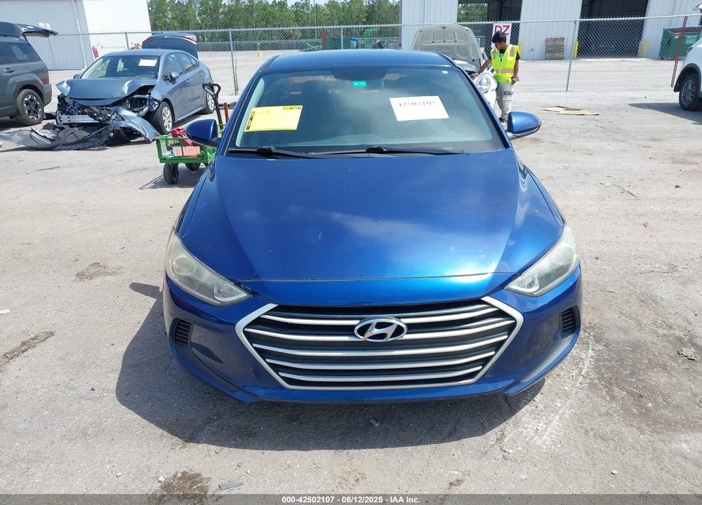 2017 HYUNDAI ELANTRA VIN: 5NPD84LF0HH078536