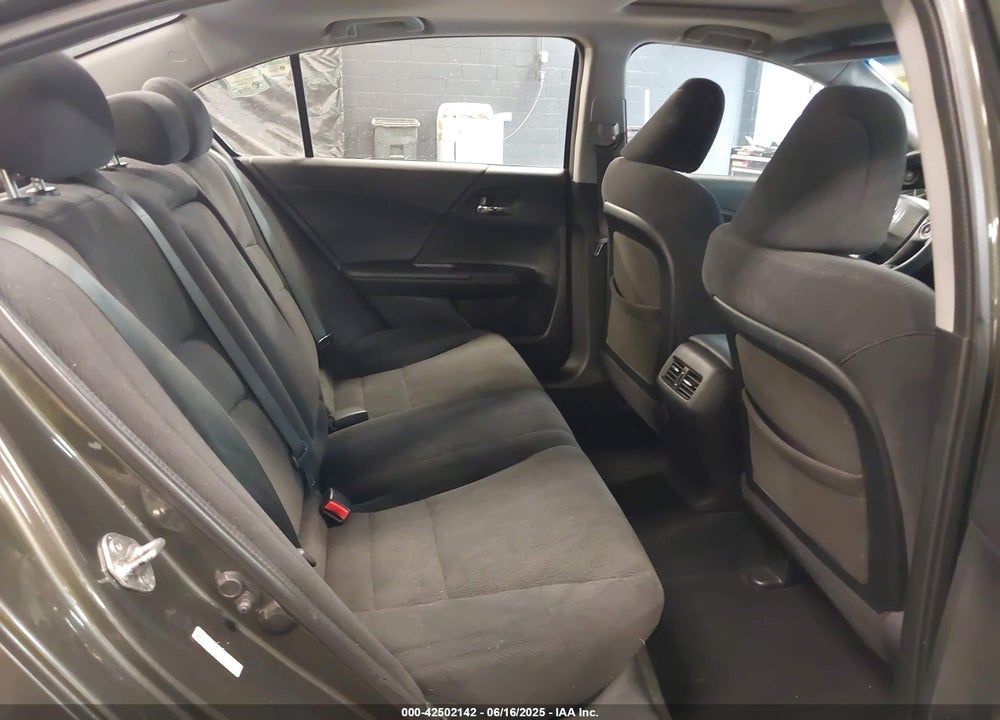 2013 HONDA ACCORD VIN: 1HGCR2F77DA255037
