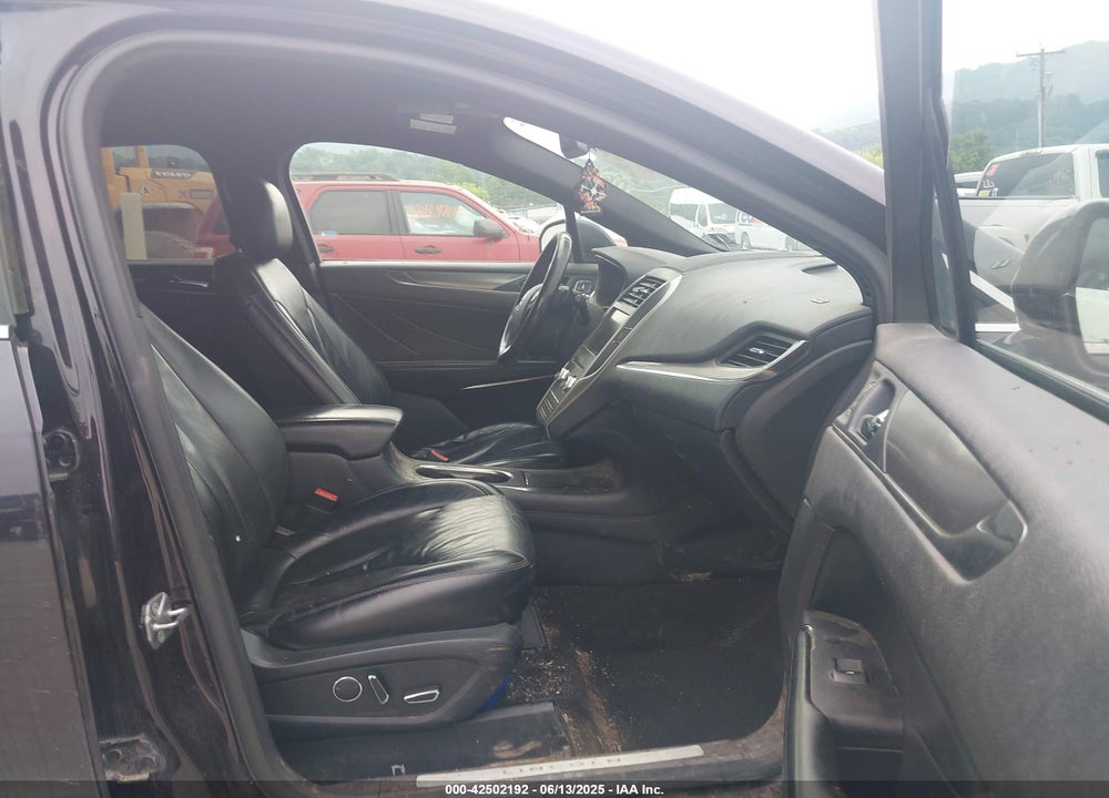 2015 LINCOLN MKC VIN: 5LMCJ2A93FUJ18086