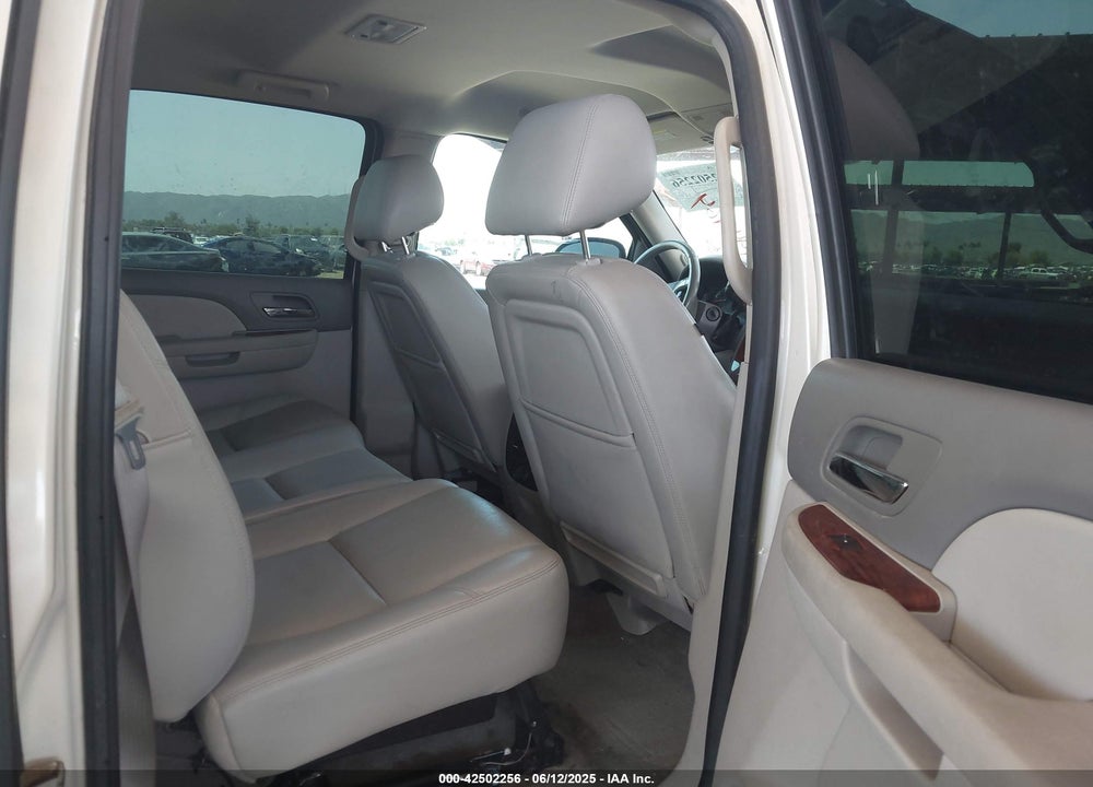 2013 CHEVROLET AVALANCHE VIN: 3GNTKGE75DG144464
