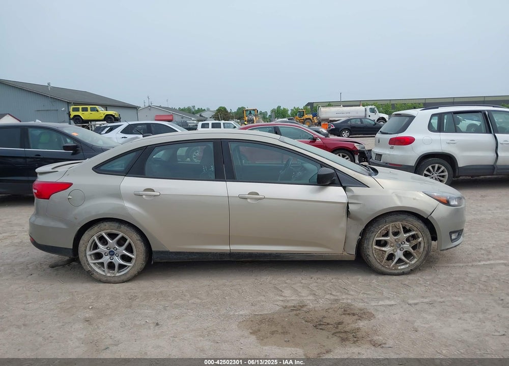 2015 FORD FOCUS VIN: 1FADP3F28FL333048