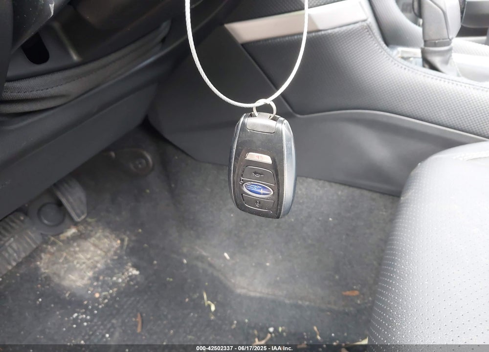 2023 SUBARU FORESTER VIN: JF2SKAPC0PH517420