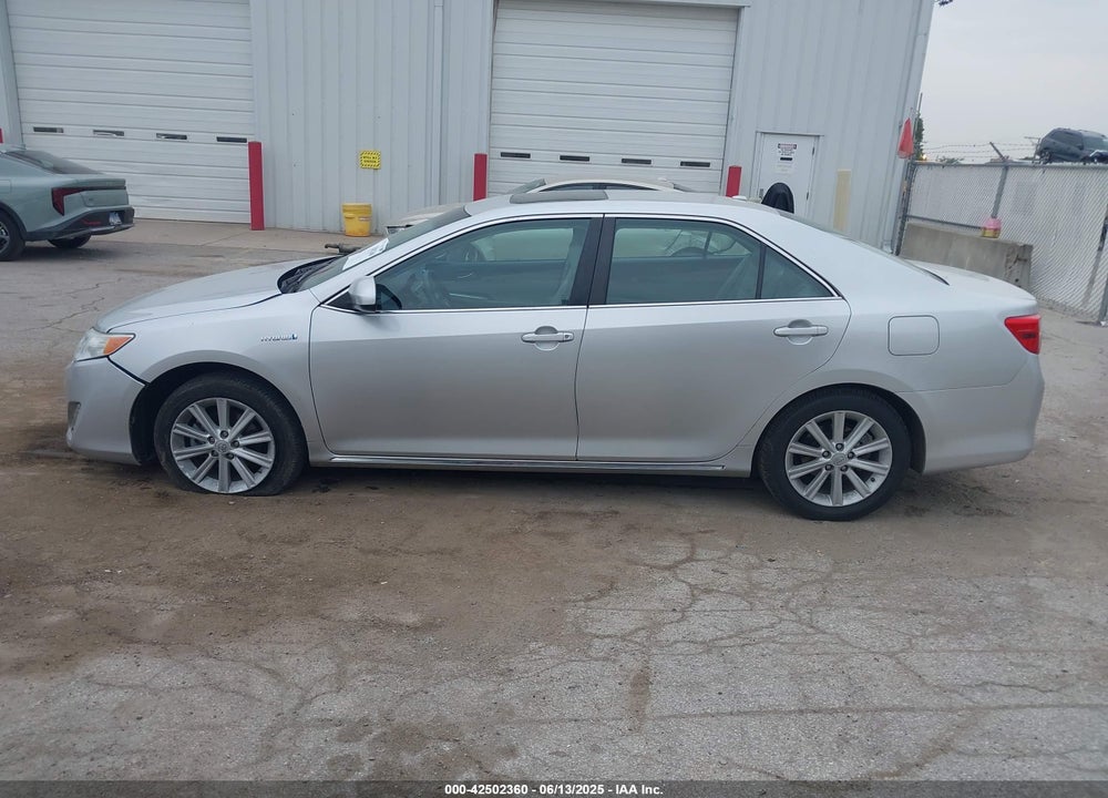 2014 TOYOTA CAMRY HYBRID VIN: 4T1BD1FK4EU114400