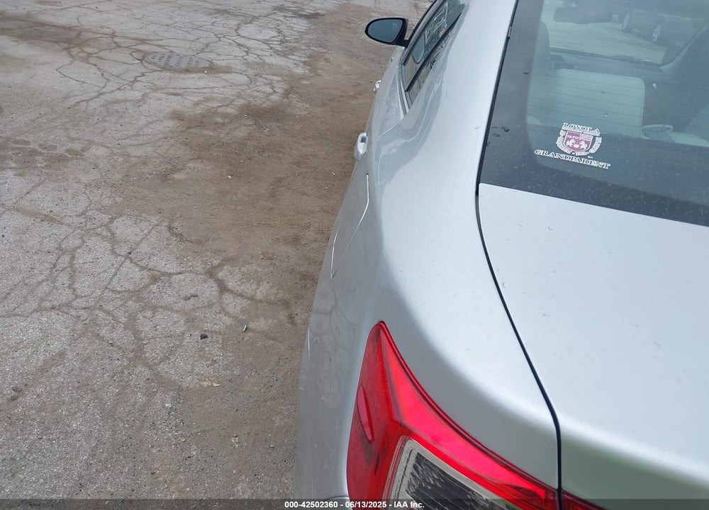 2014 TOYOTA CAMRY HYBRID VIN: 4T1BD1FK4EU114400