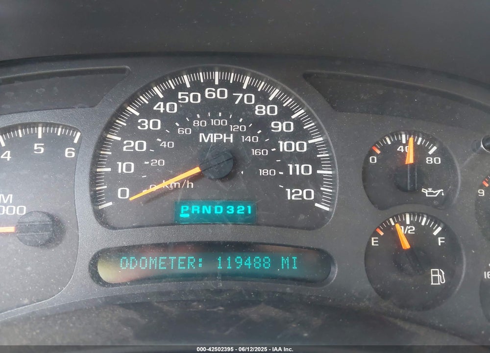2004 GMC SIERRA 1500 WORK TRUCK VIN: 1GTEC19T64Z208661