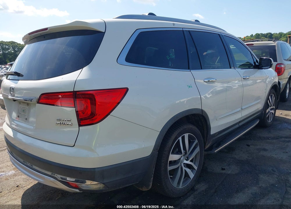 2017 HONDA PILOT ELITE VIN: 5FNYF6H0XHB009200