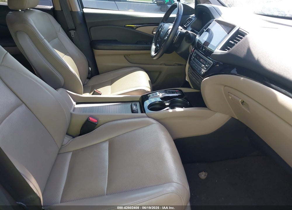 2017 HONDA PILOT ELITE VIN: 5FNYF6H0XHB009200