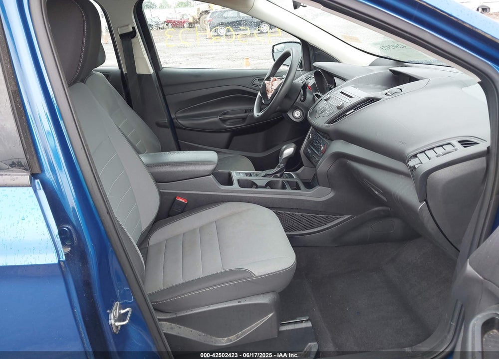 2017 FORD ESCAPE VIN: 1FMCU0F72HUE68205