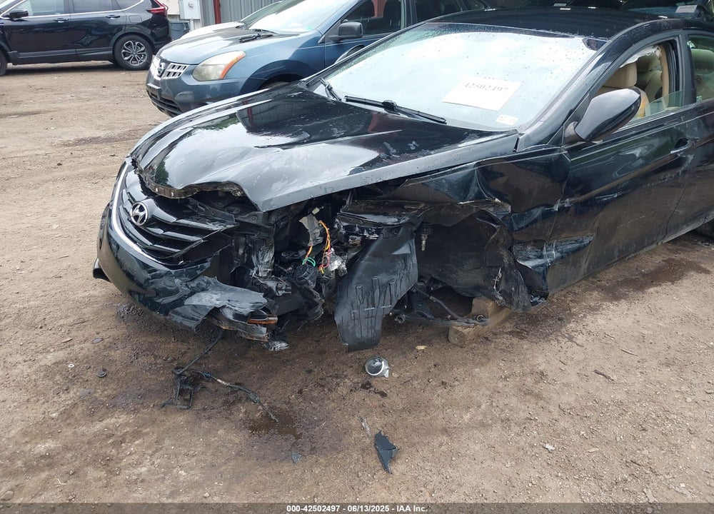 2013 HYUNDAI SONATA GLS VIN: 5NPEB4AC4DH641323