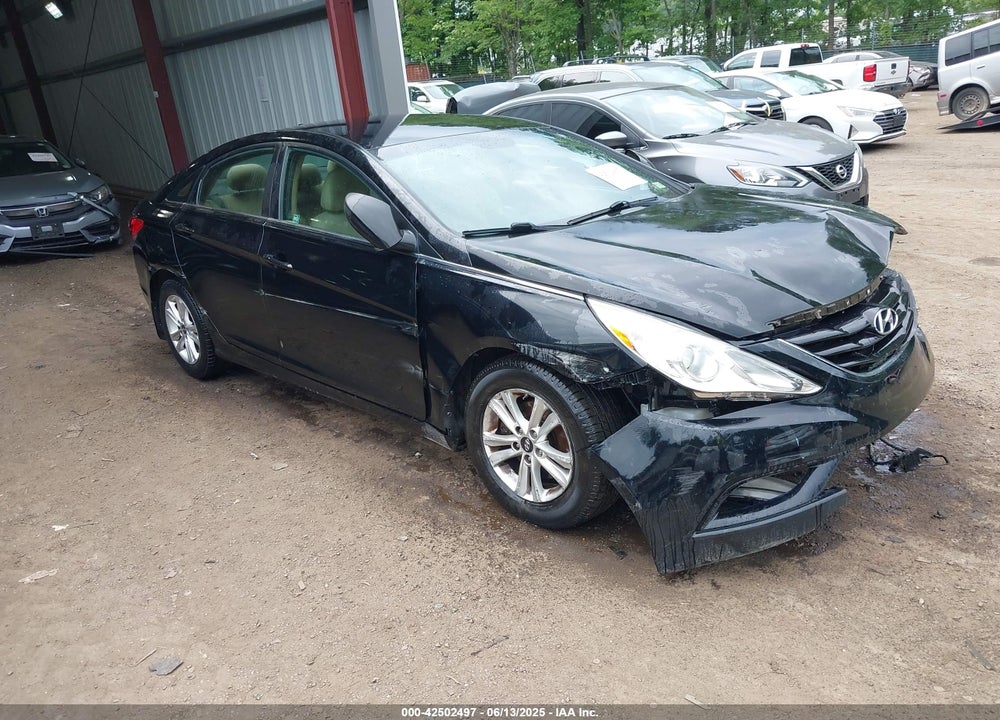 2013 HYUNDAI SONATA GLS VIN: 5NPEB4AC4DH641323