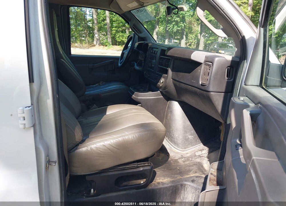 2017 CHEVROLET EXPRESS 3500 WORK VAN VIN: 1GCZGHFF9H1136193