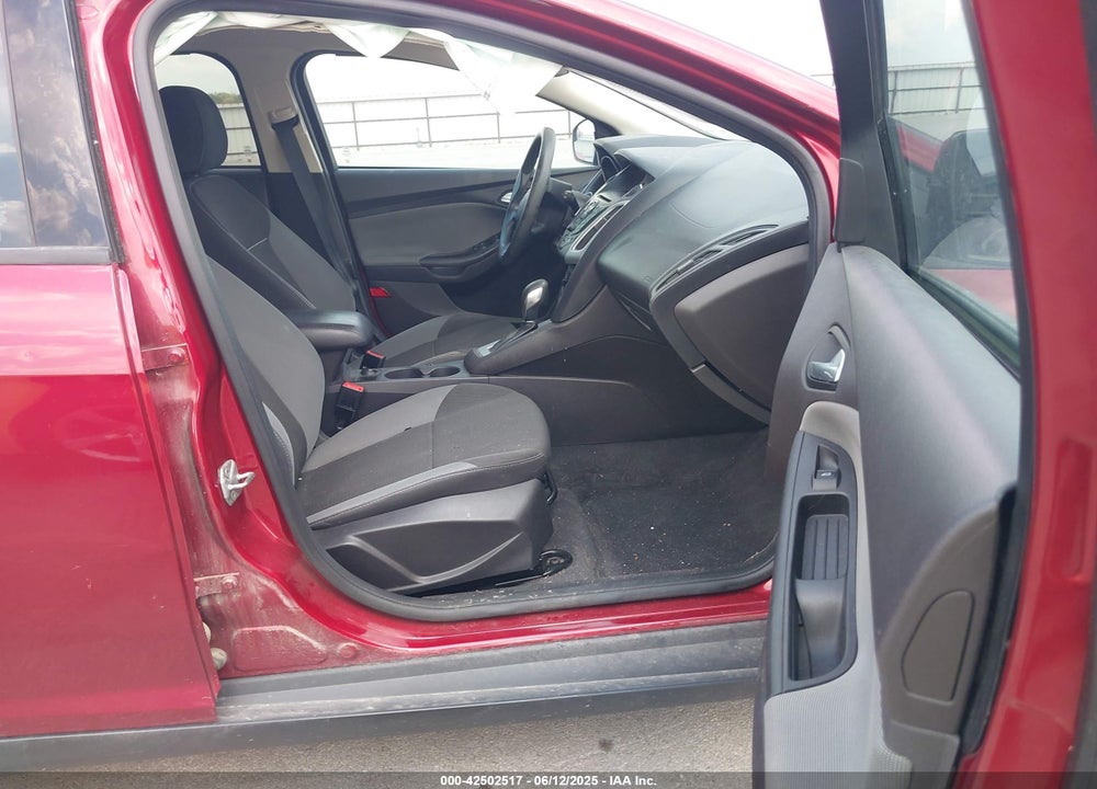 2014 FORD FOCUS VIN: 1FADP3K22EL155965