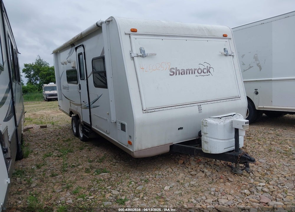 2011 FOREST RIVER FLAGSTAFF SHAMROCK 233 TRAVEL TRAILER VIN: 4X4TFLY22BD109424